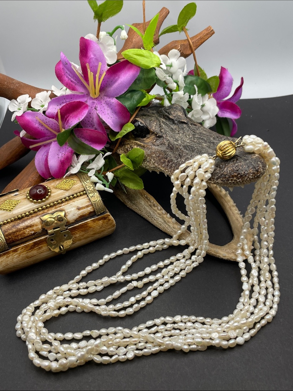 Rice Pearl multi-strand pearl necklace with hidden clasp vintage A19